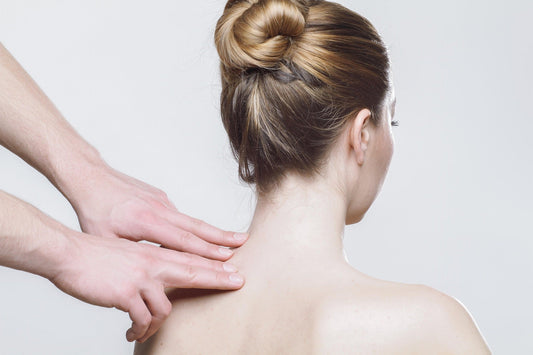 Natural Oil for Muscle Pain: Benefits of Using Massage Oils